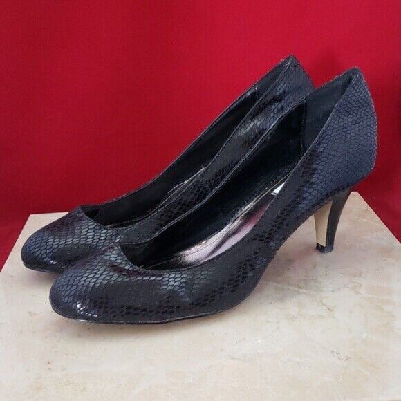 Steve Madden Heels Black Scale Pattern Heels - Size 8.5 - Picture 1 of 8